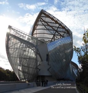 2020 16 cindy Sherman Fondation Vuitton TLM